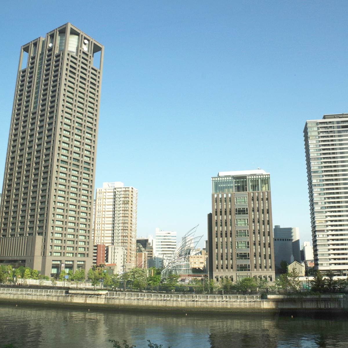 日本不動產研究所發表「國際價格租金指數」調查：大阪辦公室價格及租金上升率最高