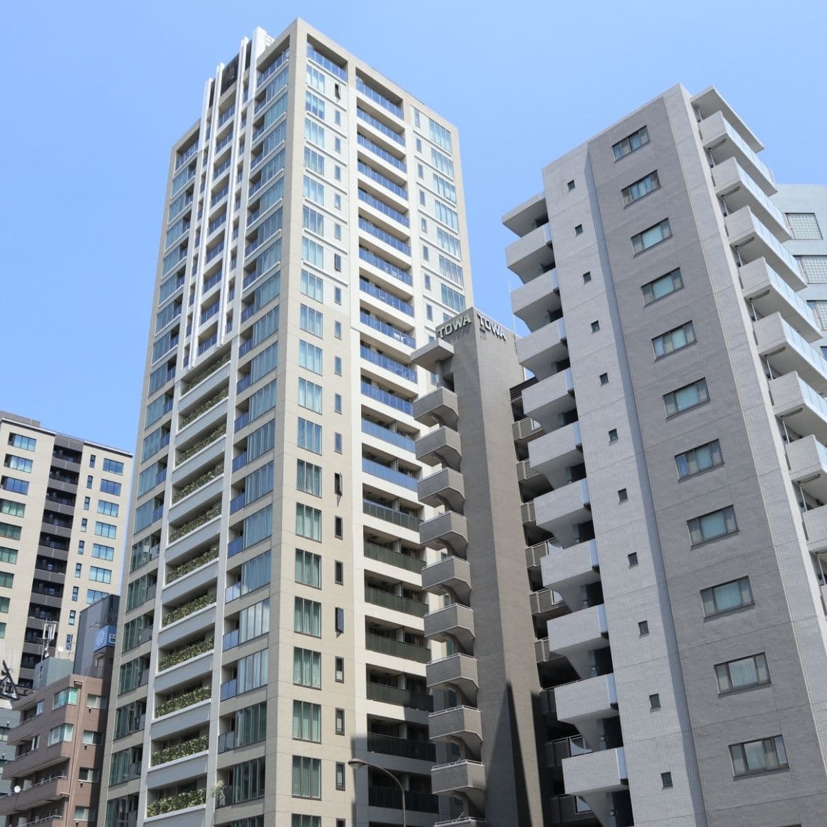 「山手線內最大級高塔式公寓大廈」對面再添幾乎同高的新大廈！